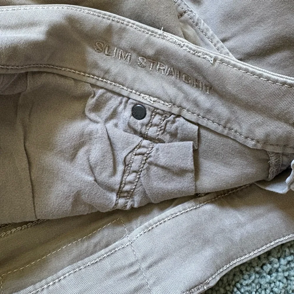 American Eagle Extreme Flex Slim Straight Tan Brown Pants Mens Size 34 Stretch - Picture 8 of 10